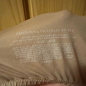 ⭐️ISO⭐️Victoria's Secret Fabulous Lined Demi Bra.  Any color